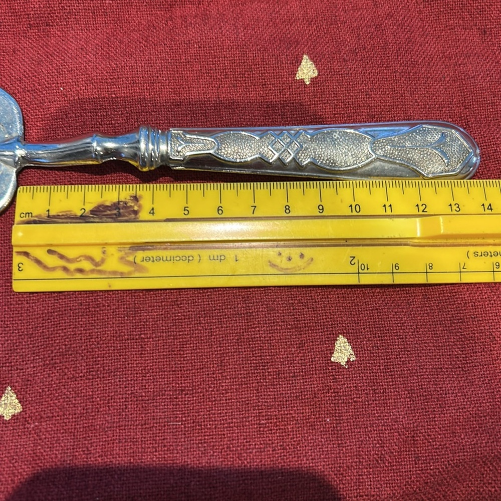 Silver Cake/Pie Server - Decorative Handle - Picture 7 of 8